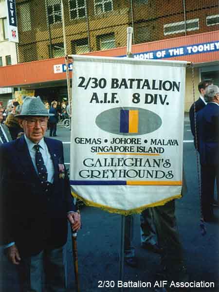 Anzac Day, Sydney, 2000
NX26230 - FORD, Bruce Victor, A/U/L/Sgt. - D Company, 16 Platoon
Keywords: 061227 AnzacDay2000