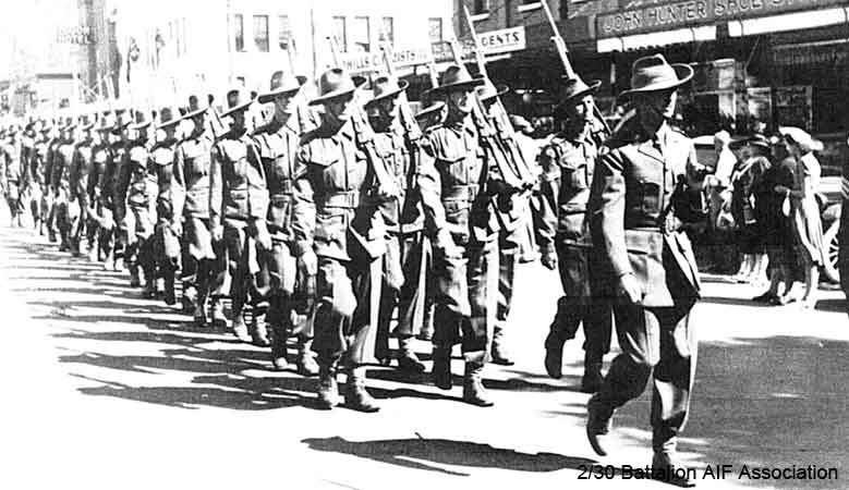 D Company, 18 Platoon
"D" Company, 18 Platoon marching in Peel Street, Tamworth on 2/30 Battalion's first Ceremonial March, on 7th February, 1941.
