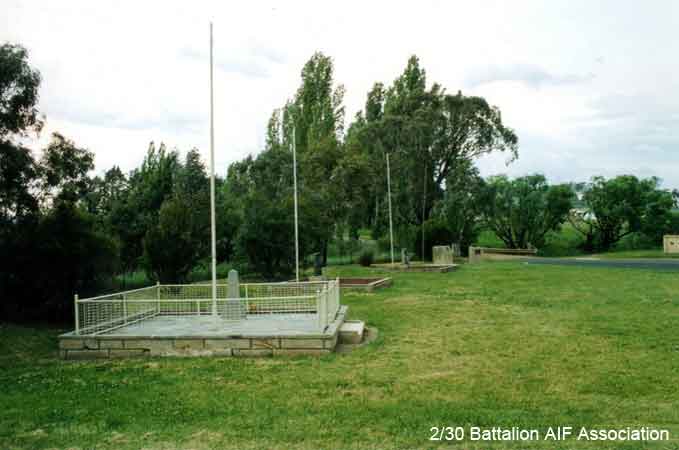 Bathurst Army Camp
Entrance to  Bathurst Army Camp. The 2/30 Battalion Cairn is in the foreground. The flagpole which stood on the 2/30 Bn parade ground at Bathurst has been erected at the memorial.
Keywords: 061224 Kelso