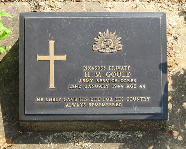 NX45953 - GOULD, Harry Mathews, Pte.
Kanchanaburi War Cemetery 1.E.65

NX45953 PRIVATE
H.M.GOULD
ARMY SERVICE CORPS
22ND JANUARY 1944 AGE 44

HE NOBLY GAVE HIS LIFE FOR HIS COUNTRY
ALWAYS REMEMBERED
Keywords: 100731b