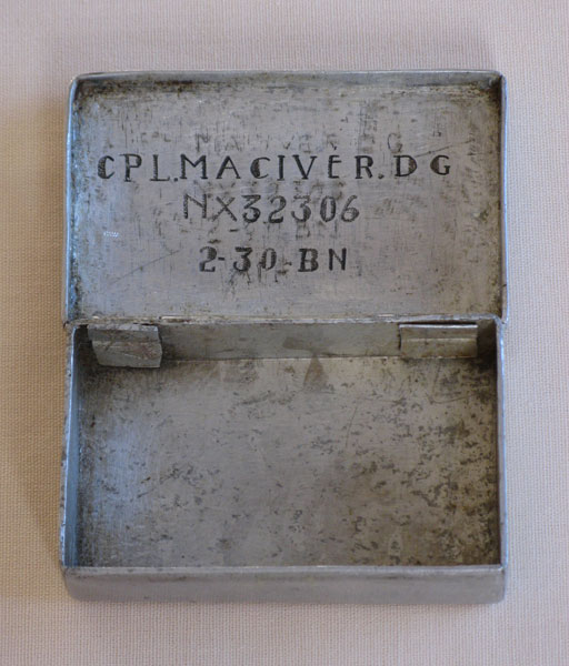 Tobacco Tin 2
Aluminium tobacco tin, inscribed with:

CPL.MACIVER.DG
NX32306
2-30-BN
Keywords: 100214c NX32306