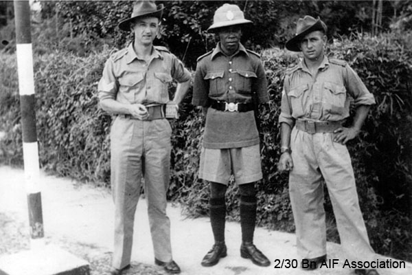 On leave in Malaya, 1941
Left to right:

1) NX47951 - NAGLE, Athol Gervase, L/Sgt. - B Ord. Room
2) unknown
3) NX25556 - BLAND, Jack Robert, Pte. - B Company, 11 Platoon
Keywords: Malaya